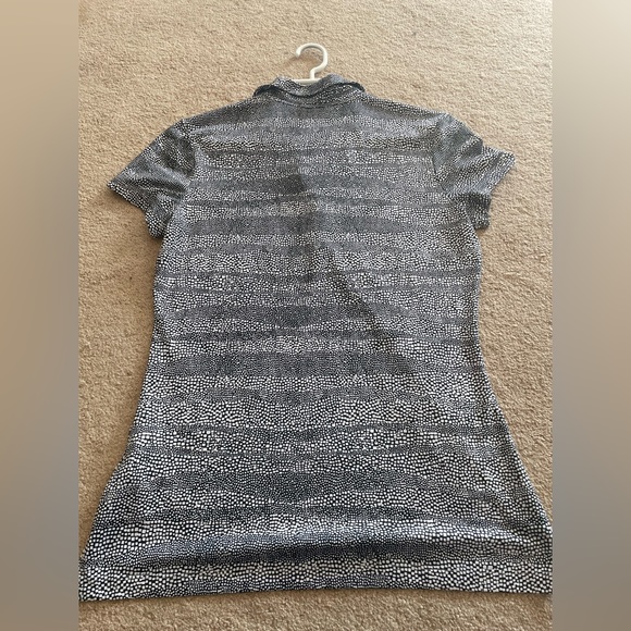 Ladies Nike Golf Shirt size small - Picture 2 of 2